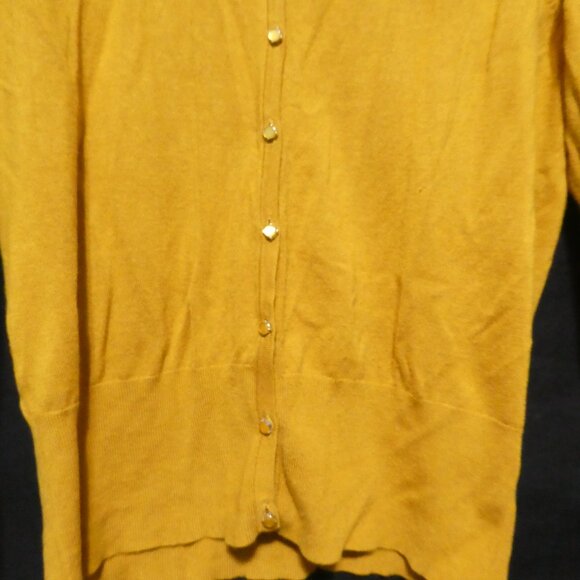 PREMISE STUDIO | large | Knit Lightweight Button Front Sweater - Picture 7 of 16